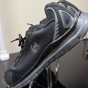 Hytest Men’s Black Bolt Steel Toe Work Shoes size 9W
Excellent Condition.